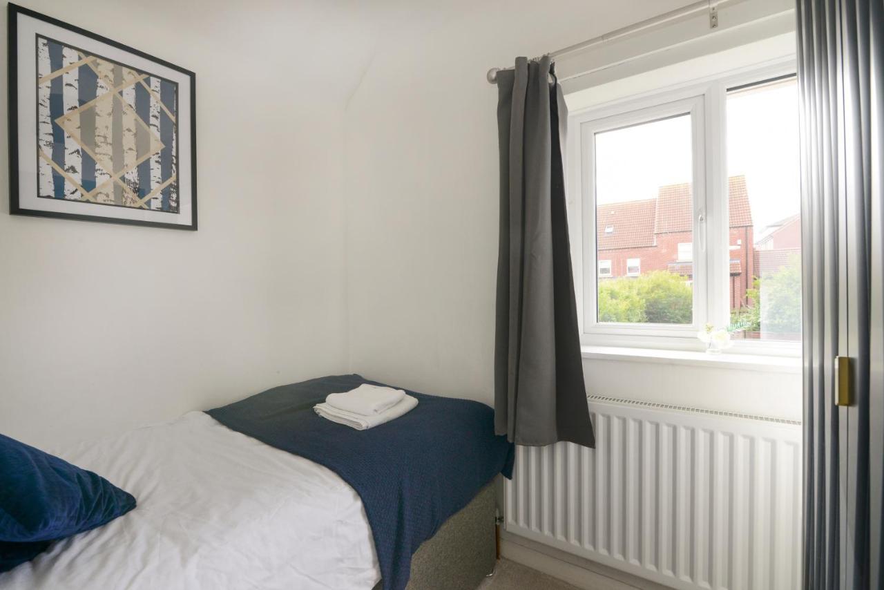 Alderton House - Spacious 3 Bed With Parking Nottingham Dış mekan fotoğraf